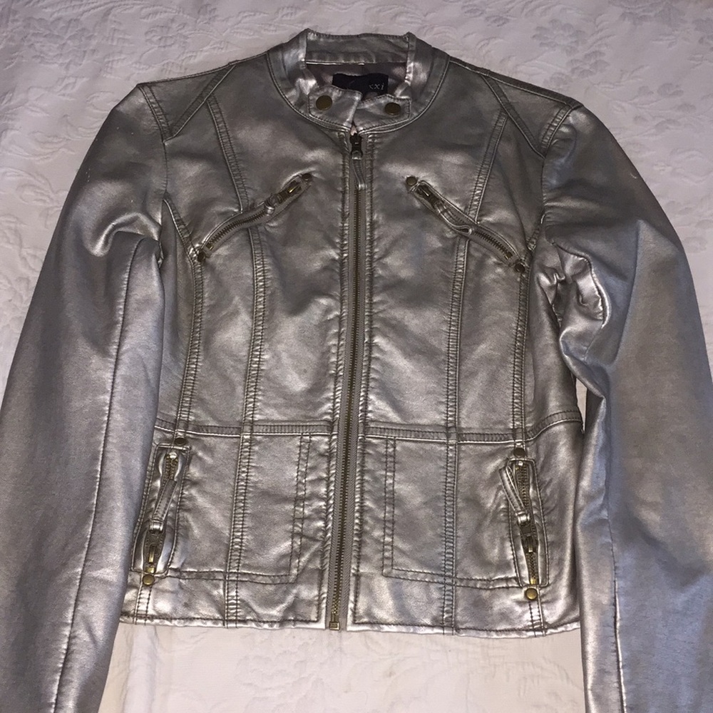 NWOT Forever 21 XXI Silver Bomber Jacket - S